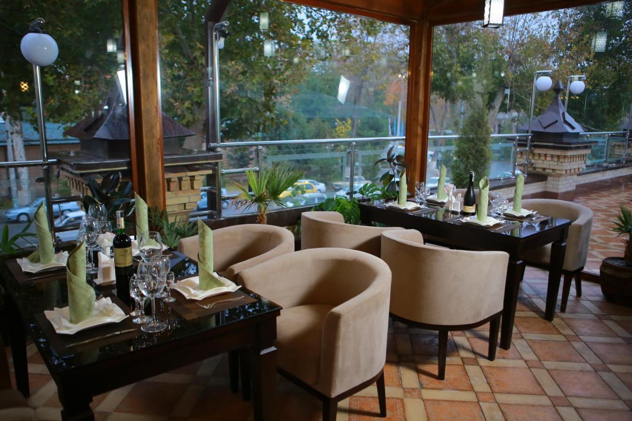 Boulevard Palace Hotel Самарканд Екстер'єр фото